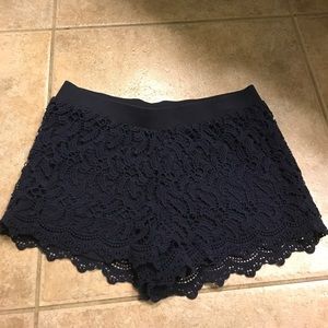 Lilly Pulitzer lace short Lilly Pulitzer lace short