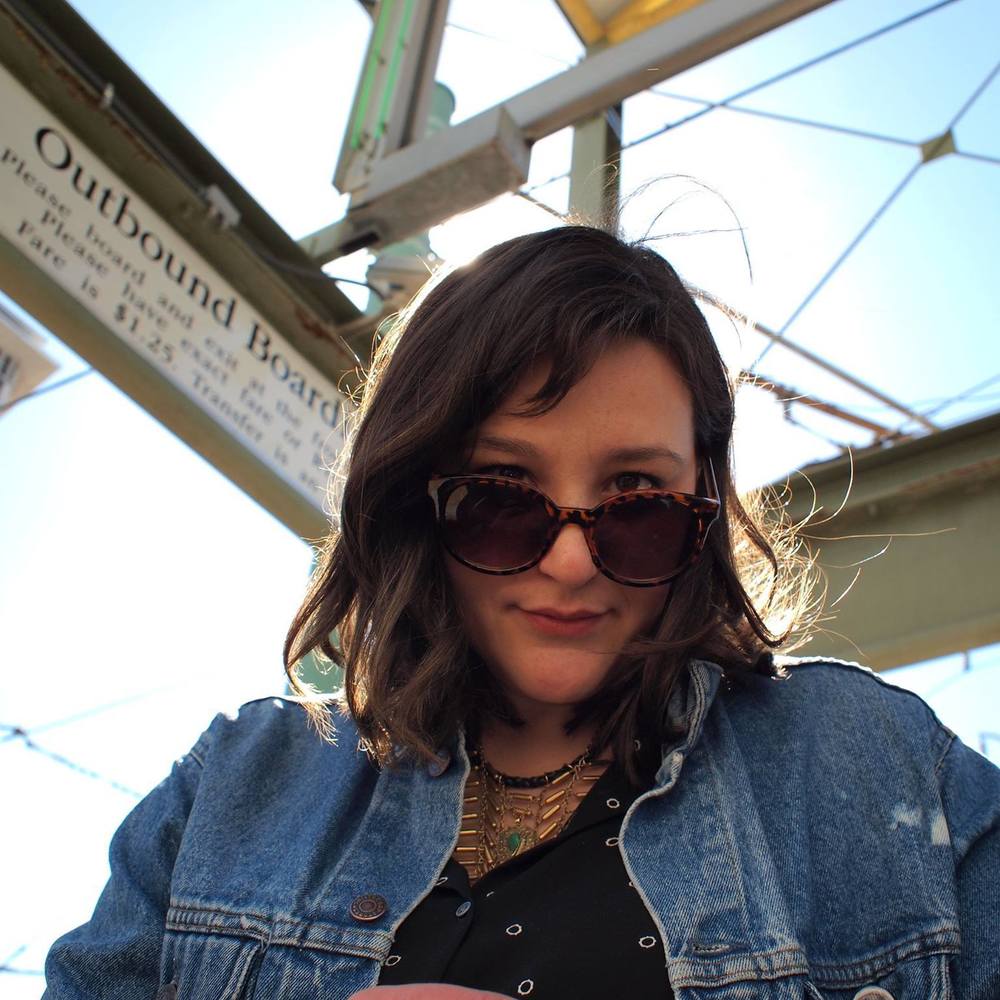 Meet your Posher, Brooke