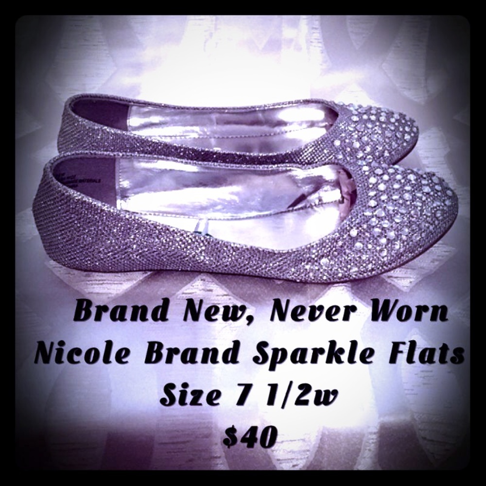 ❌❌SOLD❌❌👠Bedazzled Sparkling Flats!!!!