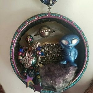 Jammin in space statement necklace