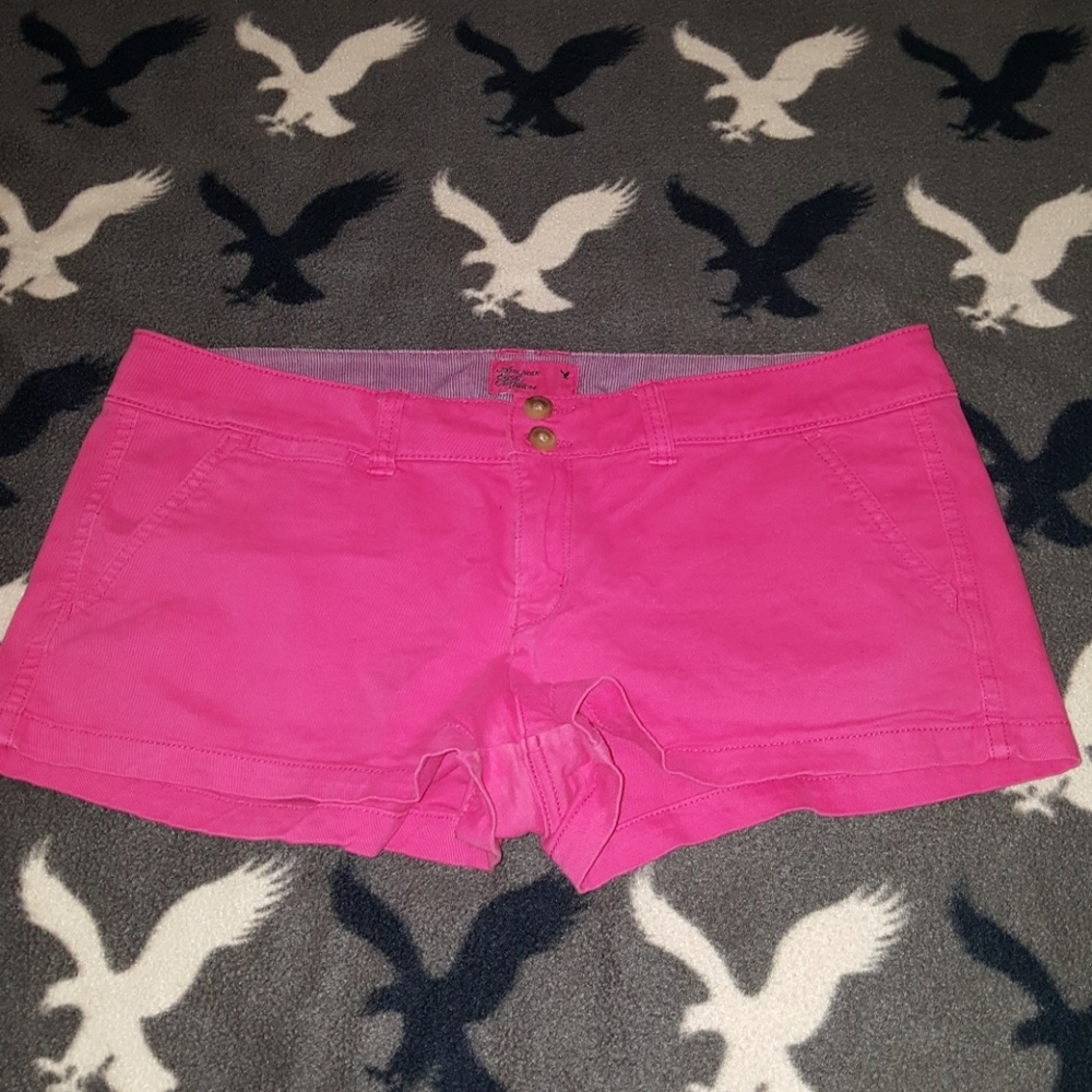 AEO hot pink shorts