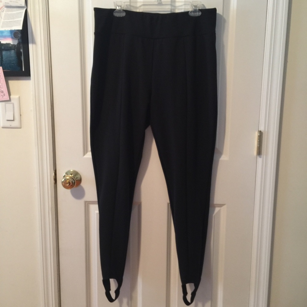 ❤️ Stirrup pants New York and Company NY&CO ❤️