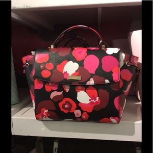 Meet your Posher, Eva