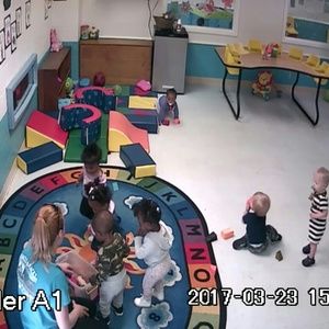 Meet your Posher, Leslie