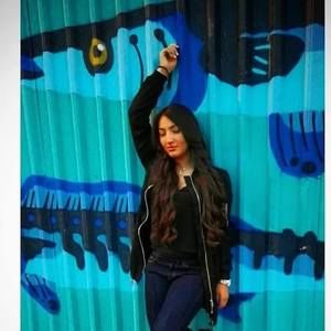 Meet your Posher, Lina