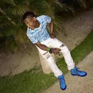 Meet your Posher, Dwayne