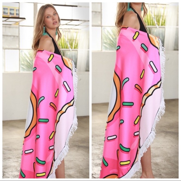 HOST PICK❤Pink Donut Beach Wrap - Picture 6 of 6