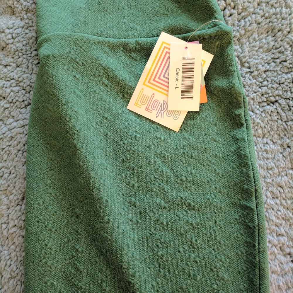 Lularoe Cassie skirt