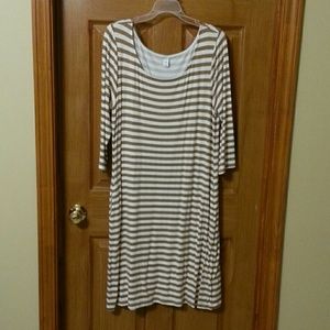 Old Navy Striped Dress Size Large
