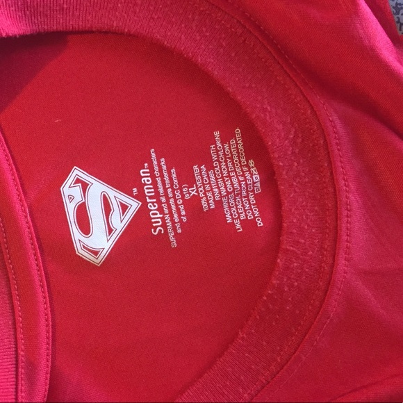 Superman workout shirt - Picture 3 of 3