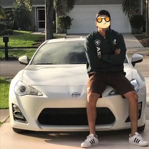 Meet your Posher, Bryand jesus