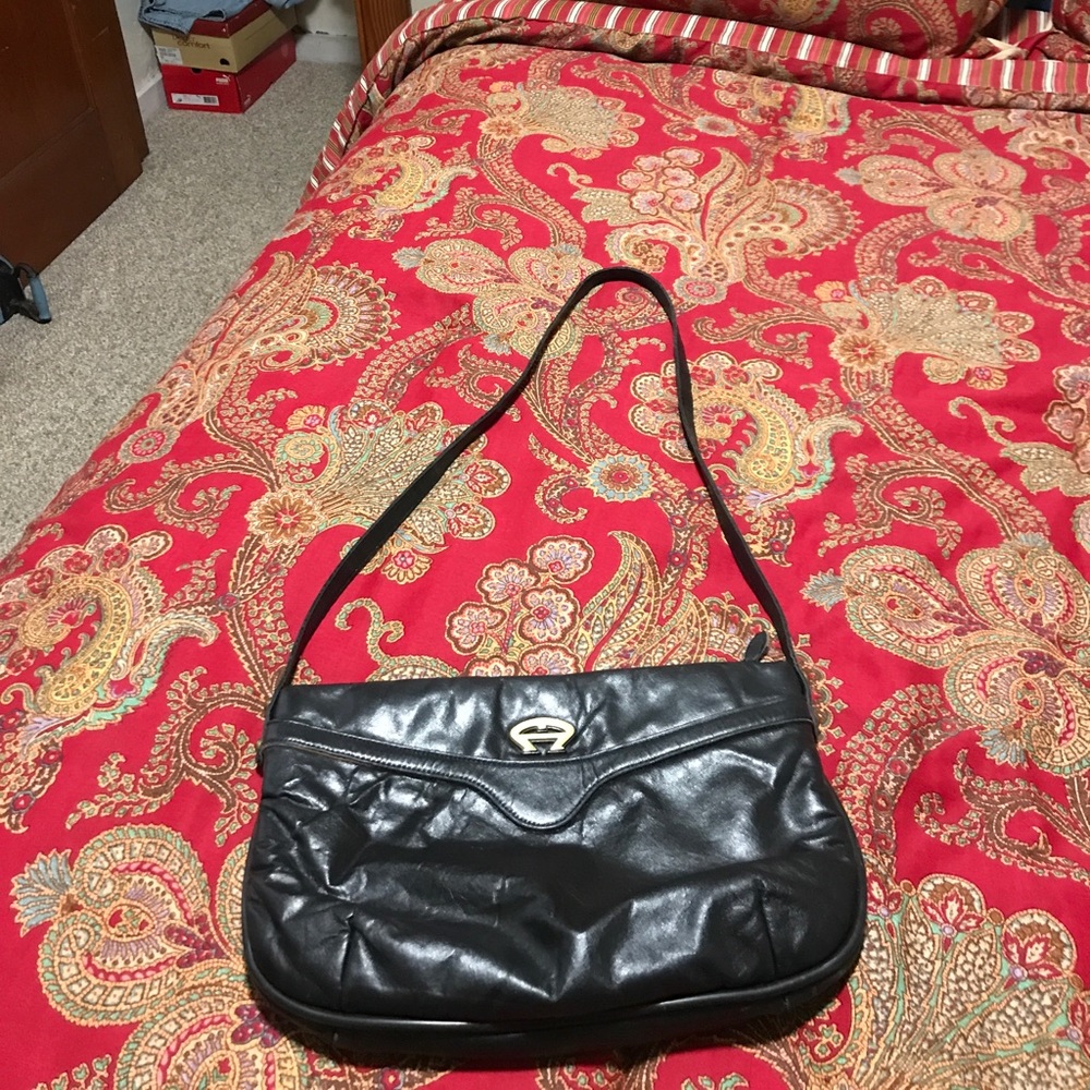 Etienne Aigner leather vintage Shoulder/crossbody