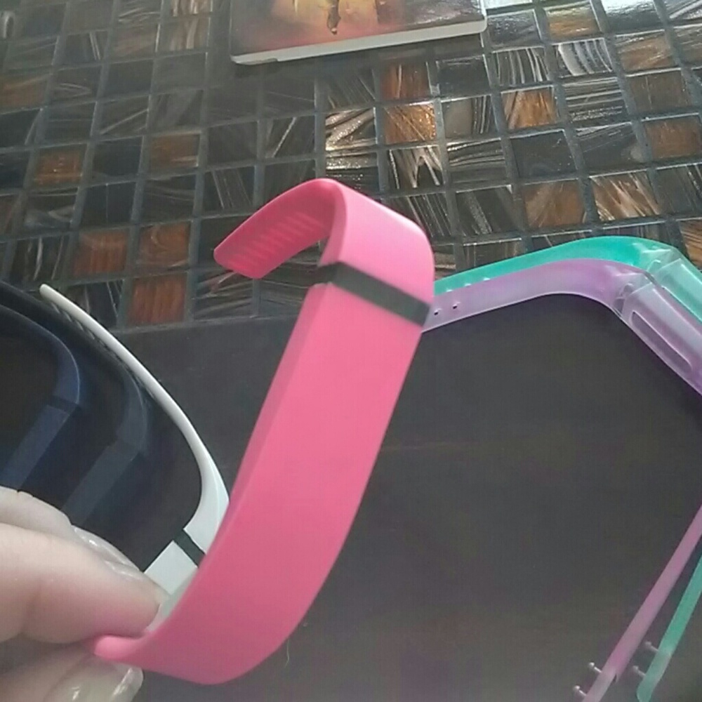 Fit bit flex braclets NWOT - Picture 4 of 6