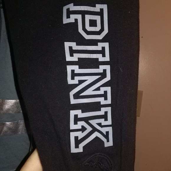 Vs Pink set - Picture 4 of 7