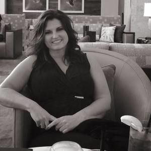 Meet your Posher, Deidre