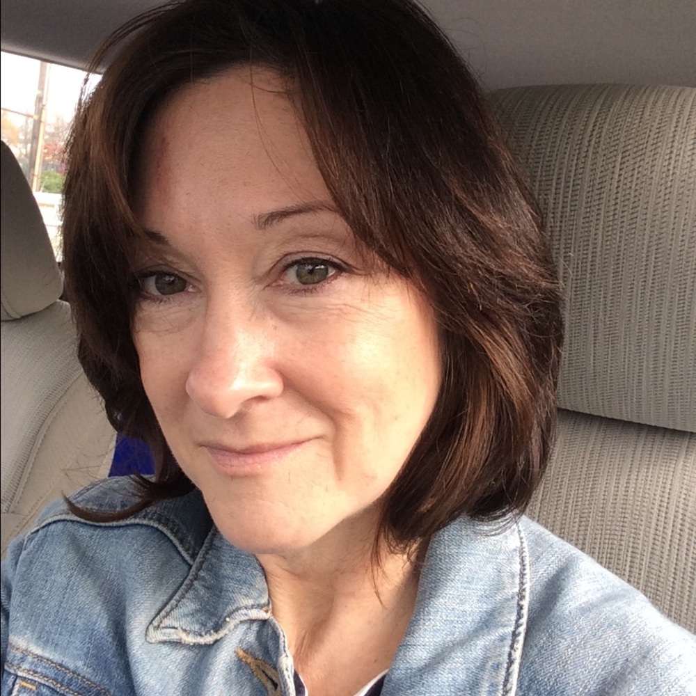 Meet your Posher, Valerie
