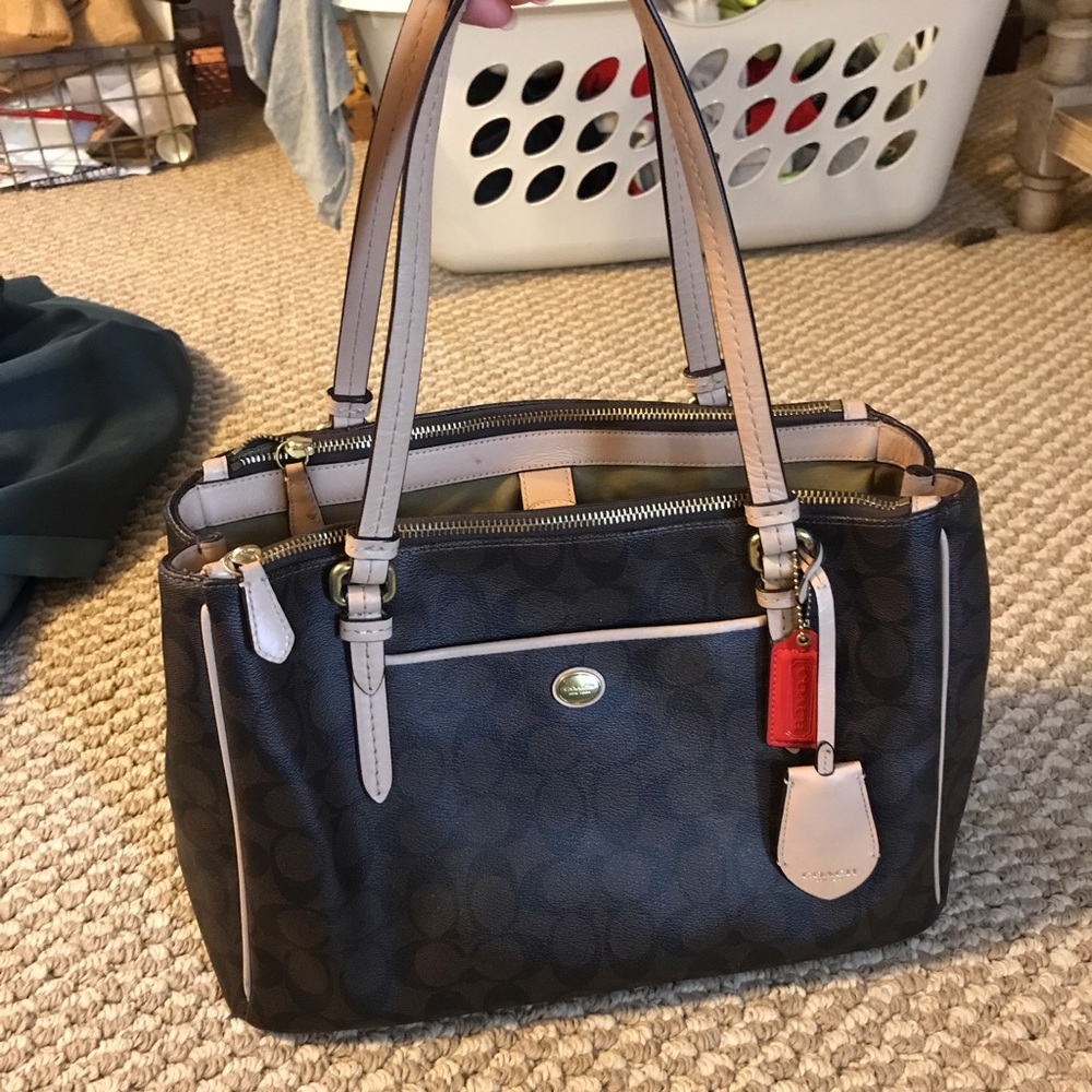 Coach purse