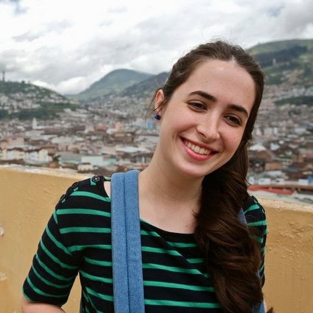 Meet your Posher, Julia
