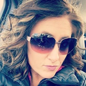 Meet your Posher, Mindy