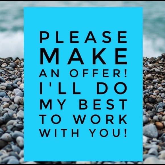 Meet your Posher, Curvy Chic - Picture 2 of 2