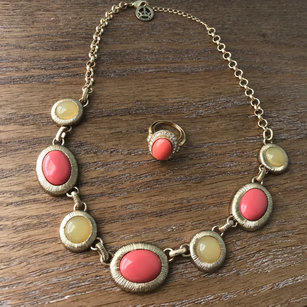 Necklace/ring set