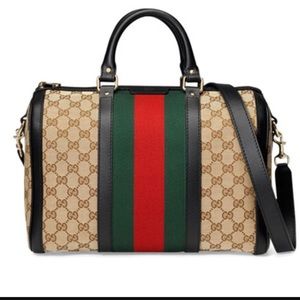 Meet your Posher, Cherina