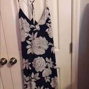 NWT Hawaiian print maxi dress