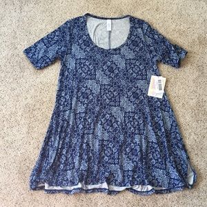 FLASH Sale, Ships Today! XXS Lularoe Perfect T