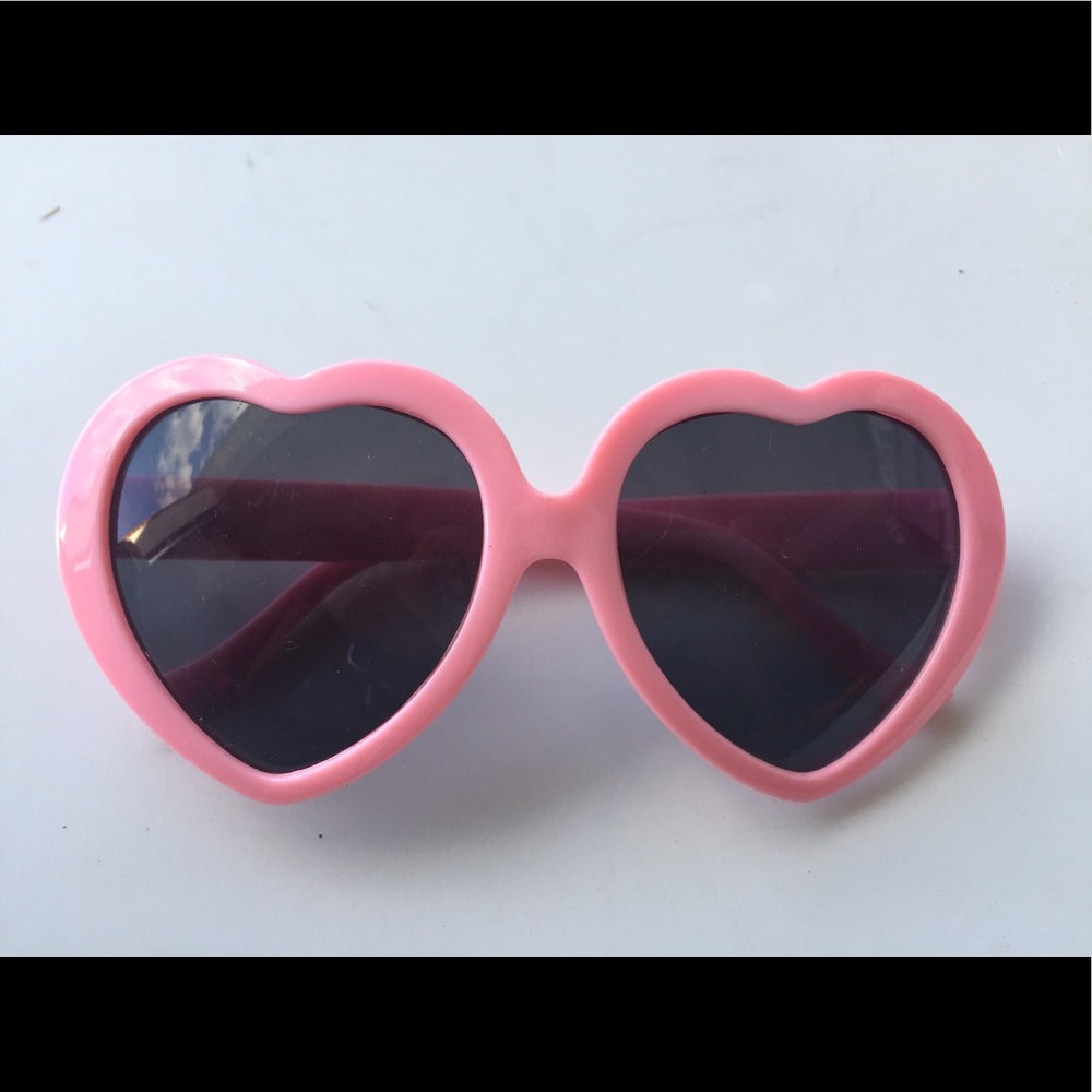 Retro Lolita Heart Shaped Plastic Frame Sunglasses