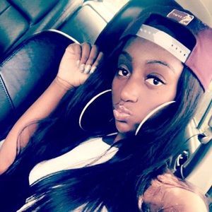 Meet your Posher, Tanisha