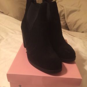 Crown Vintage Booties