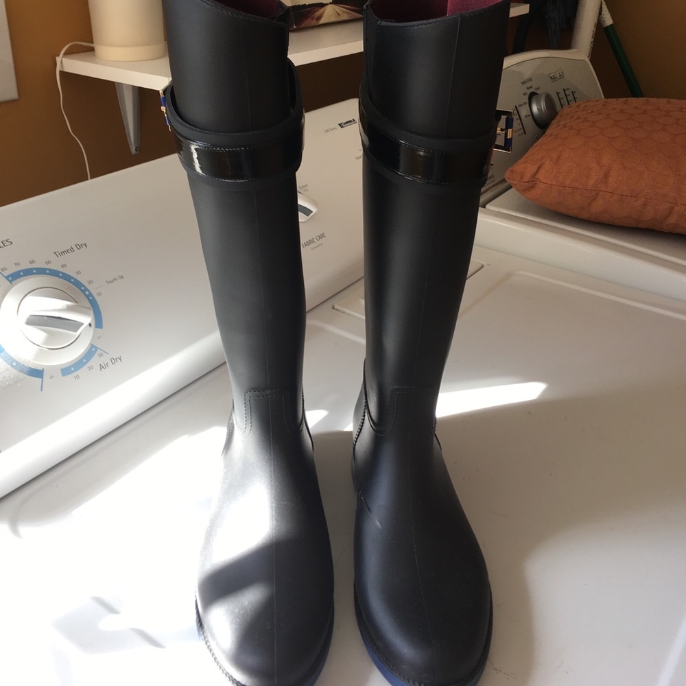 Tommy Hilfiger Navy Rain boots