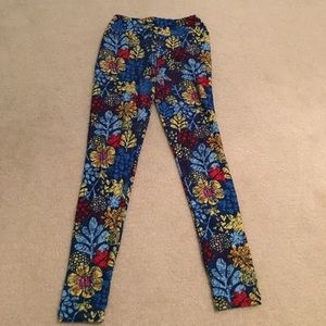 Like new Lularoe OS leggings, worn once