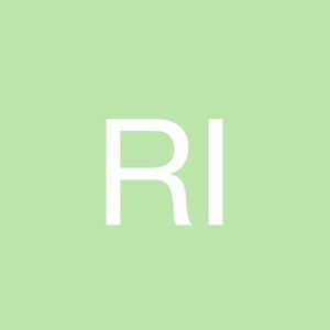 Meet your Posher, Riham