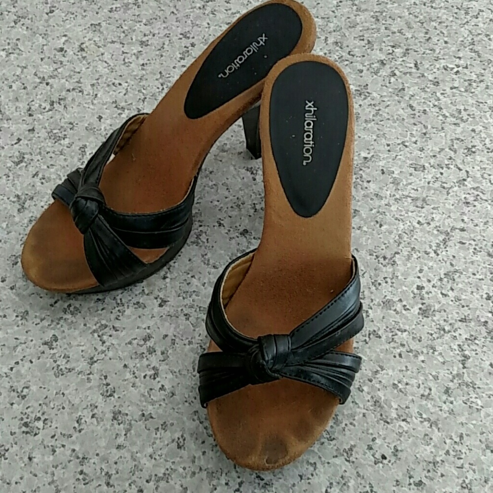 Xhilaration Black Sandals