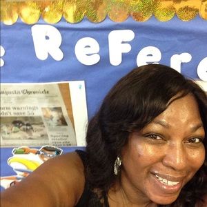 Meet your Posher, Deborah