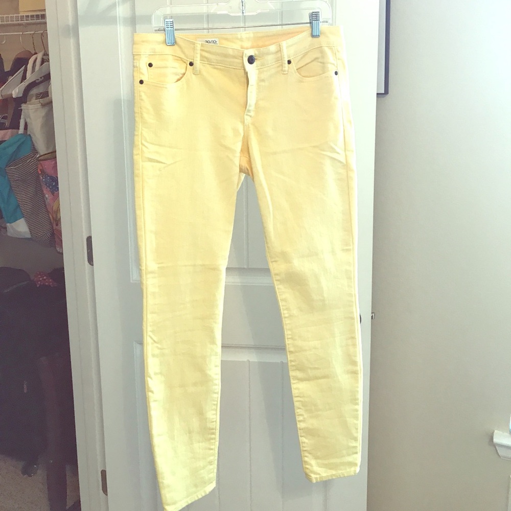 Always skinny gap yellow jeans
