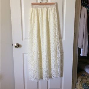 Lace maxi skirt NWOT