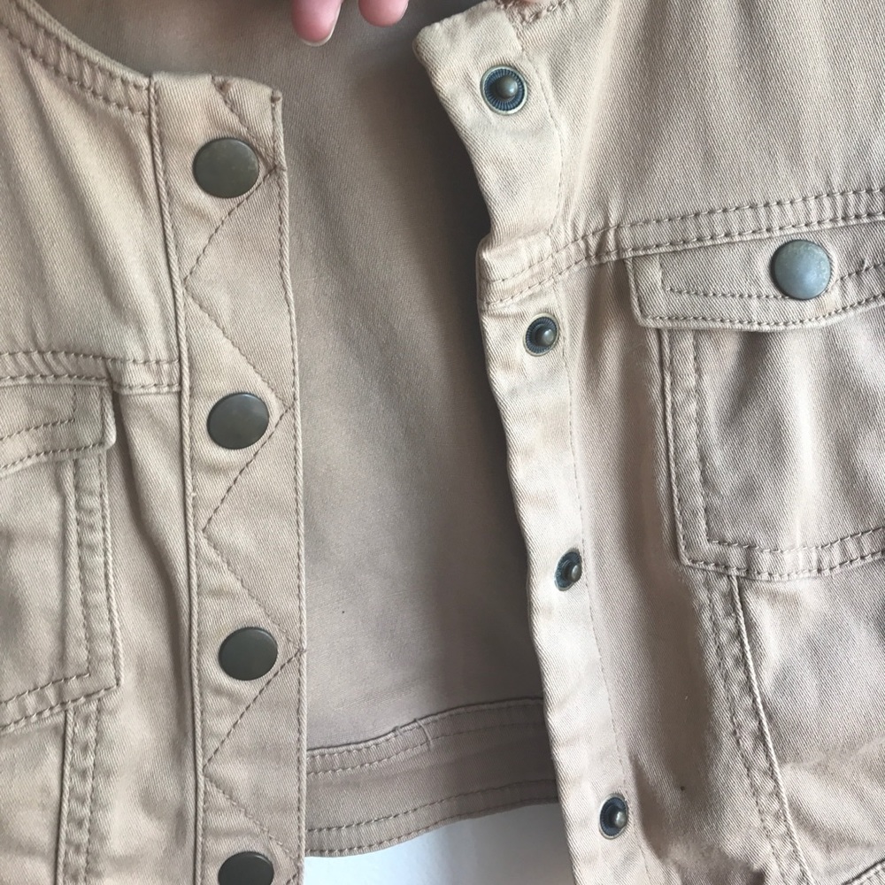 Jacket🌻 - Picture 3 of 4