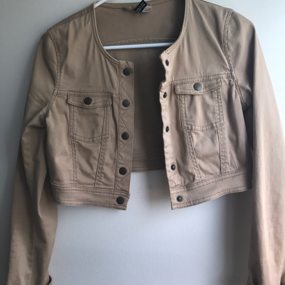 Jacket🌻 - Picture 4 of 4