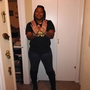 Meet your Posher, Yolanda