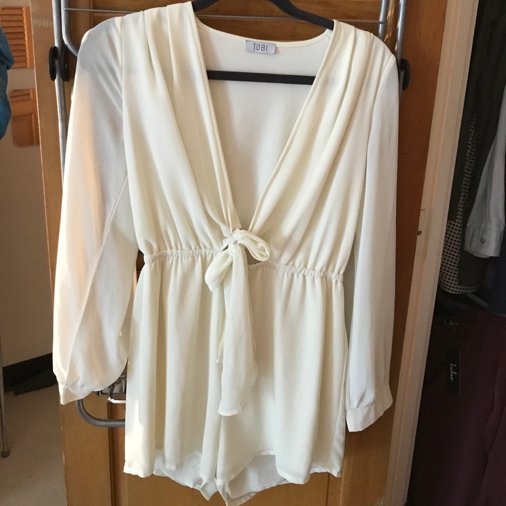 Trendy TOBI ROMPER