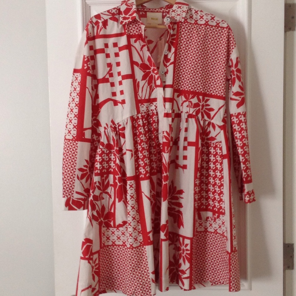 Cotton  baby doll dress with pockets.