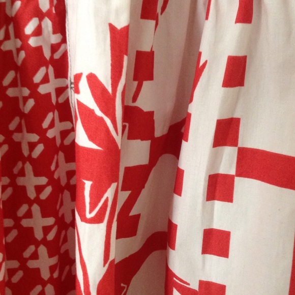 Cotton  baby doll dress with pockets. - Picture 3 of 8