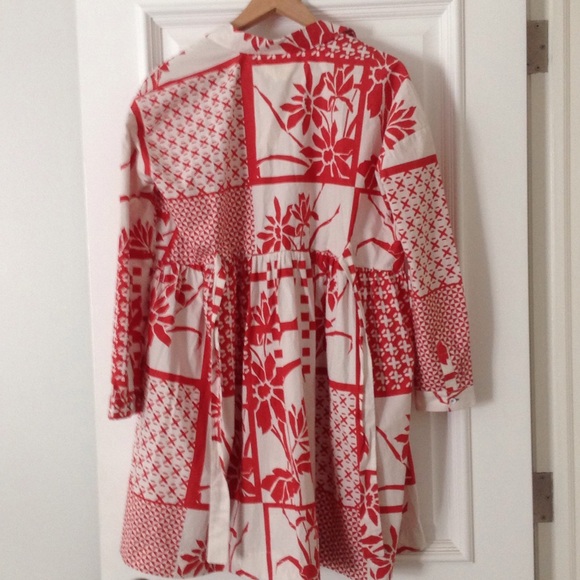 Cotton  baby doll dress with pockets. - Picture 5 of 8