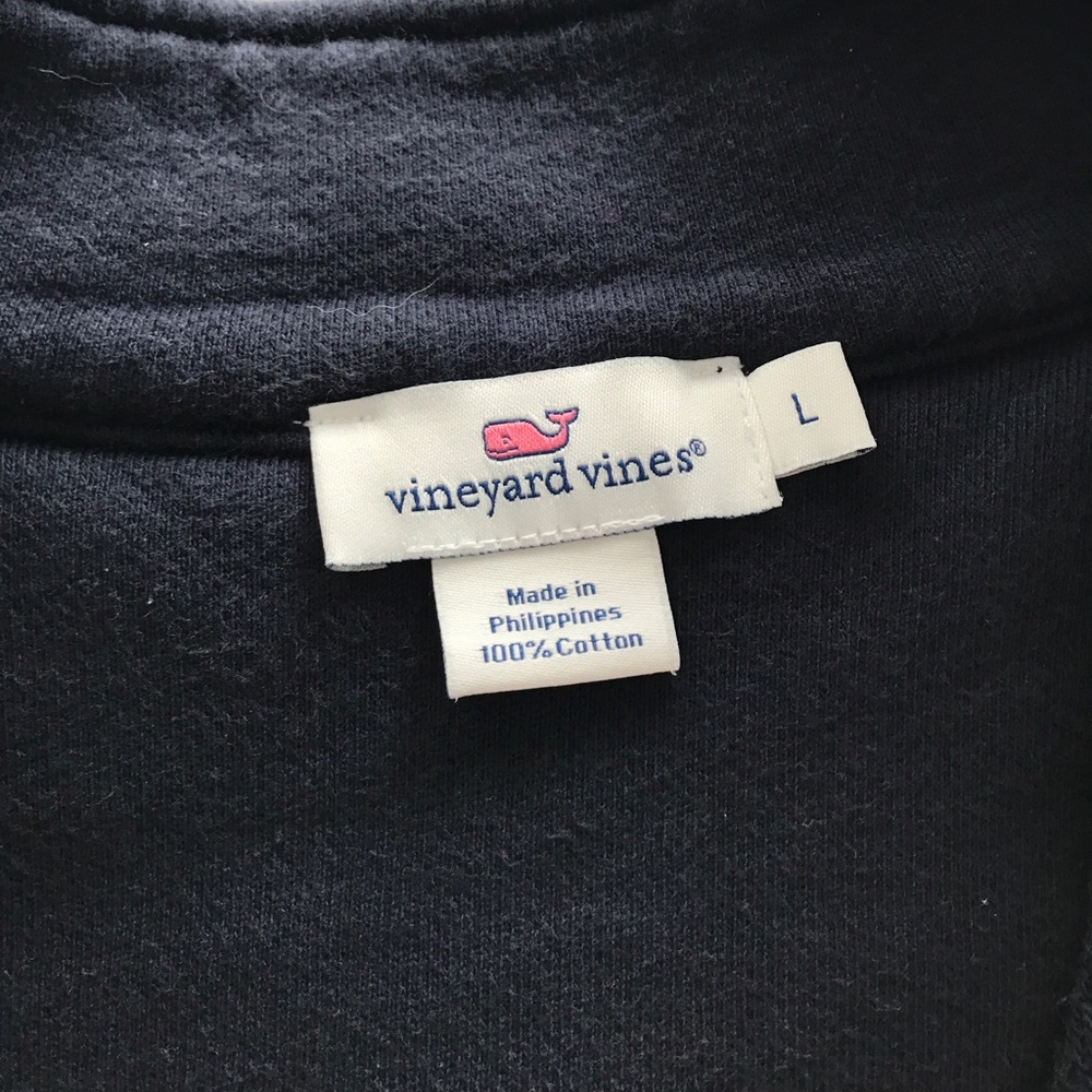 Navy vineyard vines shep shirt