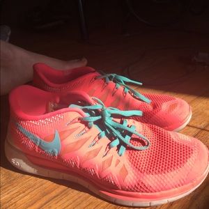 Nike free 5.0 size 9.5
