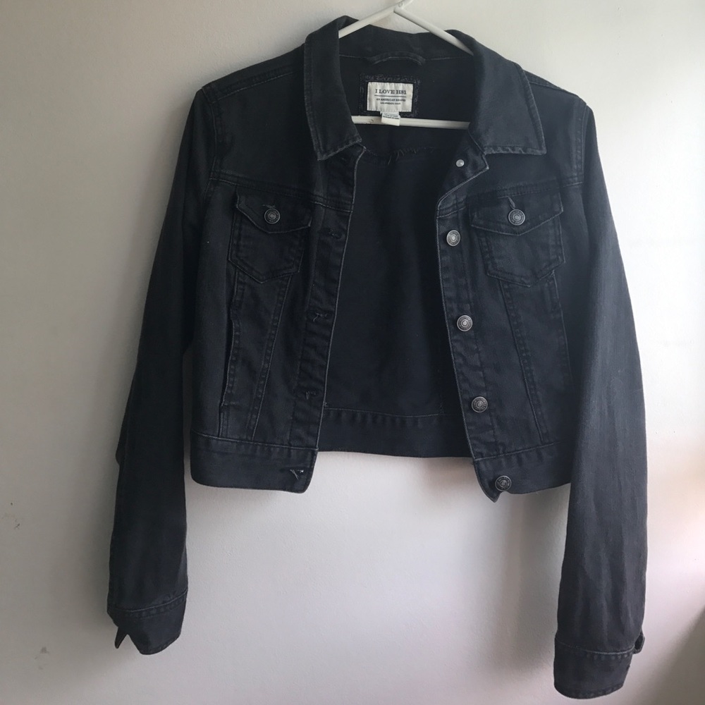 Black denim jacket🖤