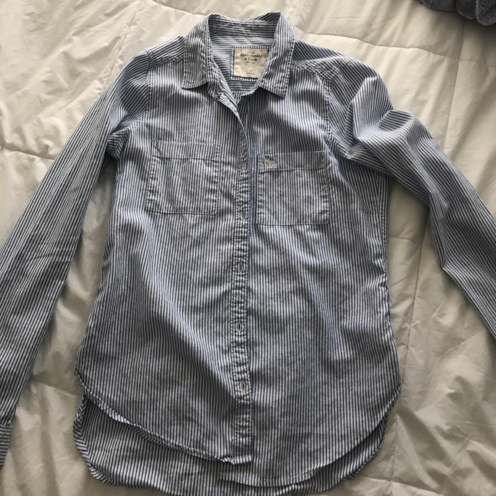 Pinstripe Abercrombie and Fitch size small