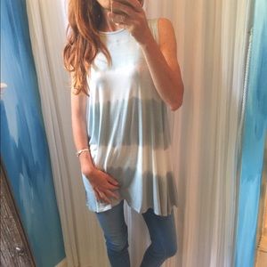🆕 Blue green dip dye sleeveless top